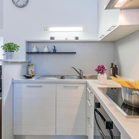 Amazing Apartment In Medulin With Wifi Exterior photo